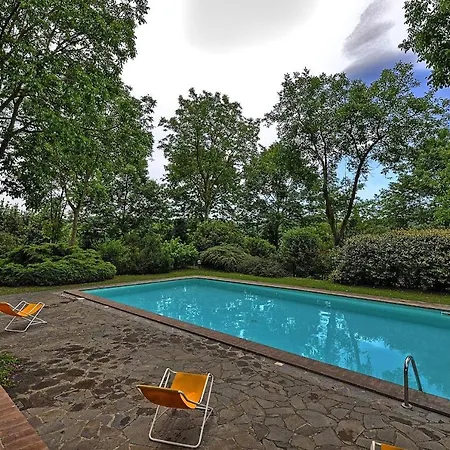 Sleeps 3 Centeno